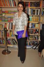 Tisca Chopra at Operation Lipstick Book Launch in Crosswords, Mumbai on 10th Oct 2012 (22).JPG